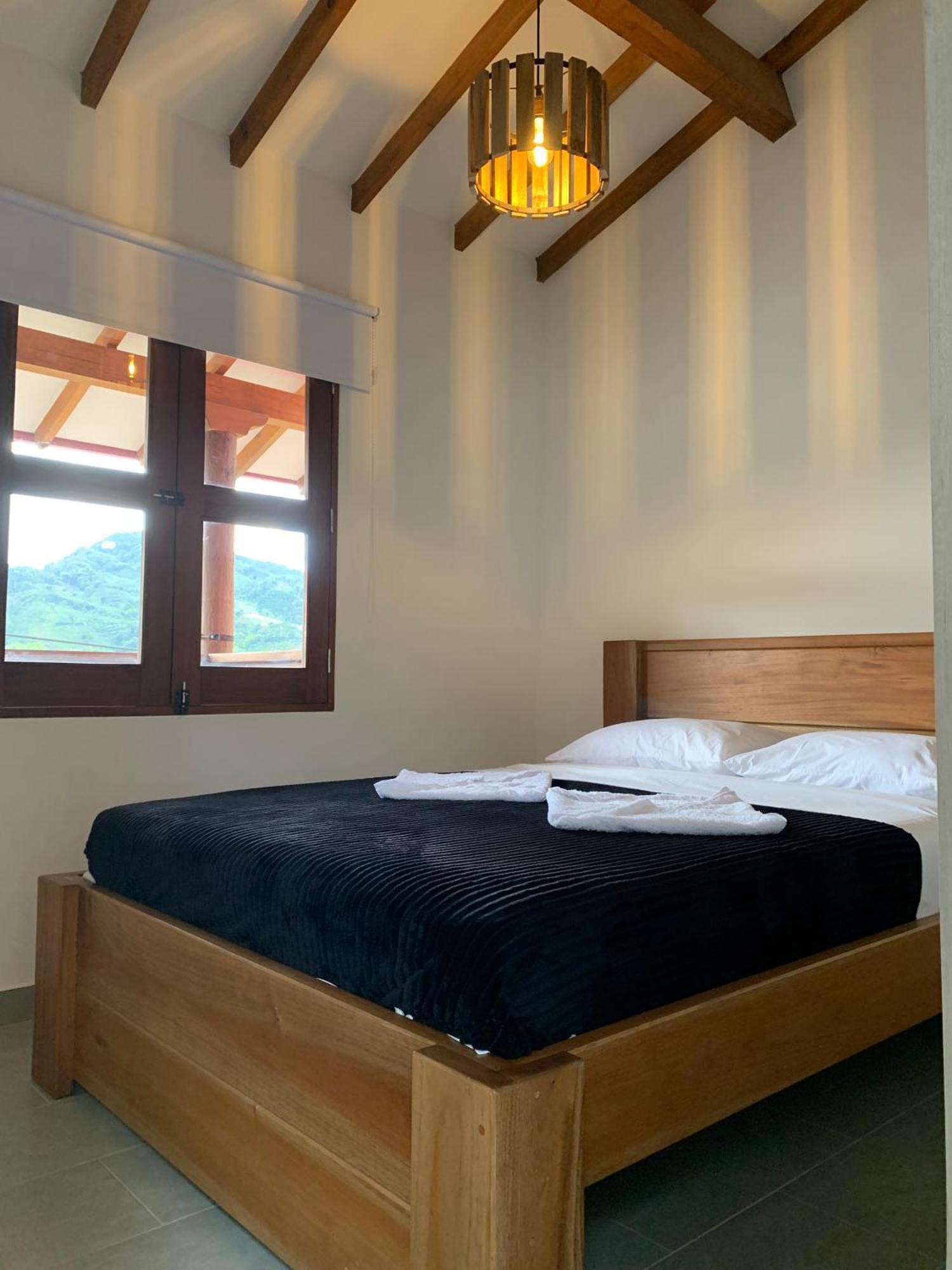 Montesco Apartman Jardín Szoba fotó